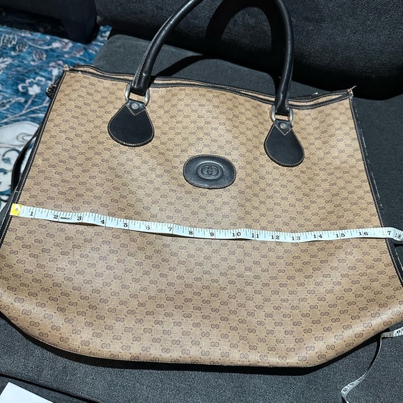 Gucci Brown Monogram Tote Bag - Picture 4 of 17